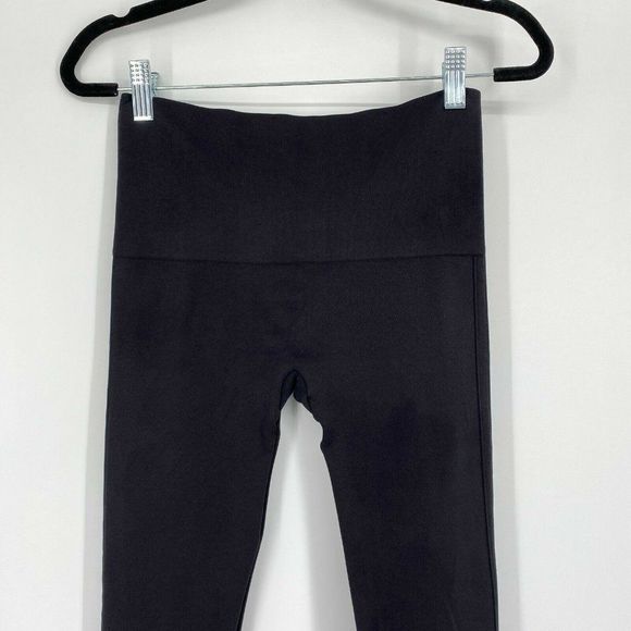 Spanx Look At Me Now Shaping Seamless Crop Leggings High Rise Black Size Medium - Picture 8 of 10